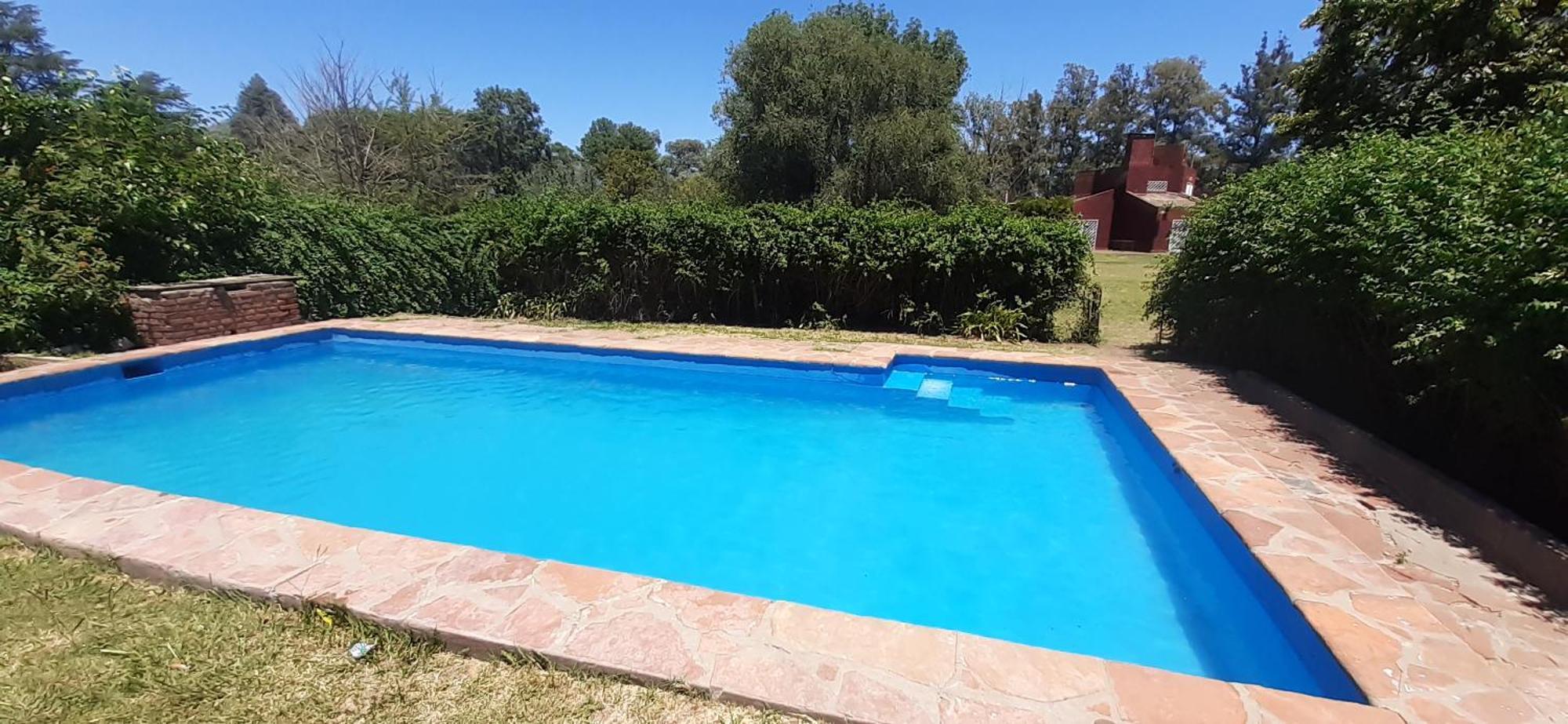 - - Pileta - 11 Camas Lima